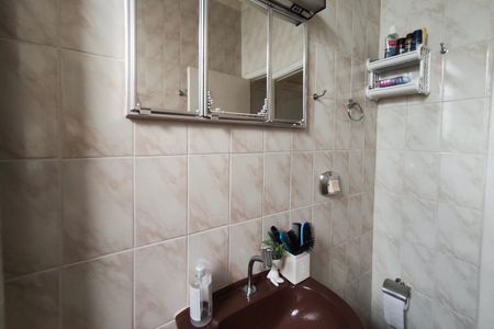 Casa à venda com 260m², 2 quartos e 4 vagasBanheiro