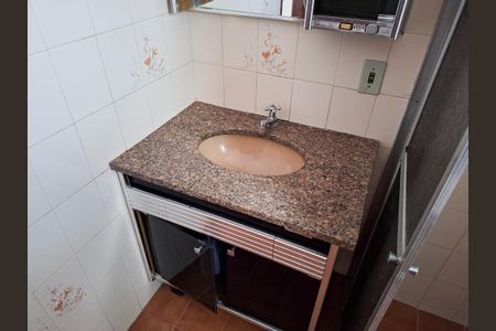 Casa à venda com 120m², 3 quartos e 1 vagaBanheiro