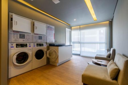 Studio para alugar com 33m², 1 quarto e sem vaga Studio para alugar com 33m², 1 quarto e sem vagaÁrea comum - Lavanderia