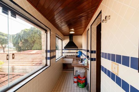 Apartamento à venda com 98m², 2 quartos e sem vaga Apartamento à venda com 98m², 2 quartos e sem vagaÁrea de Serviço e Varanda