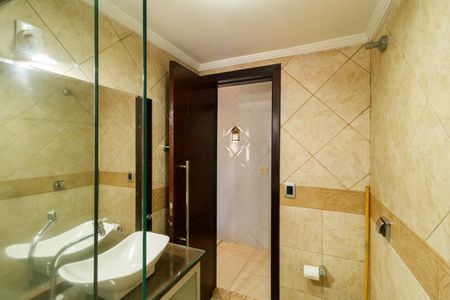 Apartamento à venda com 98m², 2 quartos e sem vaga Apartamento à venda com 98m², 2 quartos e sem vagaBanheiro