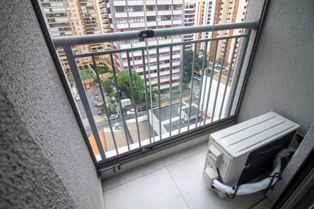 Studio para alugar com 24m², 1 quarto e sem vaga Studio para alugar com 24m², 1 quarto e sem vagaVaranda da Studio