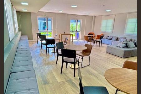 Apartamento para alugar com 35m², 2 quartos e sem vagaÁrea comum