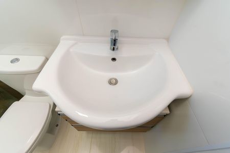 Casa à venda com 100m², 2 quartos e 4 vagasBanheiro 