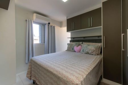 Casa à venda com 100m², 2 quartos e 4 vagasSuíte