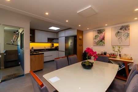 Casa à venda com 100m², 2 quartos e 4 vagasCopa