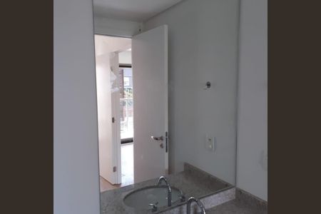 Apartamento à venda com 44m², 1 quarto e 1 vagaFoto 02