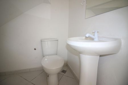 Casa à venda com 59m², 2 quartos e 1 vagaLavabo
