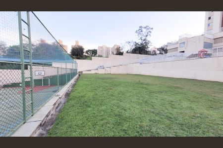 Apartamento à venda com 130m², 4 quartos e 3 vagasÁrea Comum - Campinho de futebol