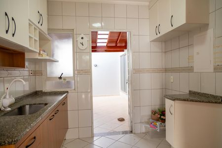 Casa de condomínio para alugar com 186m², 3 quartos e 2 vagas Casa de condomínio para alugar com 186m², 3 quartos e 2 vagasCozinha