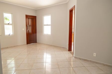 Casa de condomínio para alugar com 186m², 3 quartos e 2 vagas Casa de condomínio para alugar com 186m², 3 quartos e 2 vagasSala