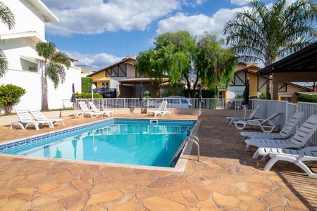 Casa de condomínio para alugar com 186m², 3 quartos e 2 vagas Casa de condomínio para alugar com 186m², 3 quartos e 2 vagasÁrea comum - Piscina