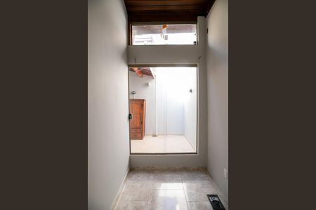 Casa de condomínio para alugar com 186m², 3 quartos e 2 vagas Casa de condomínio para alugar com 186m², 3 quartos e 2 vagasSuite