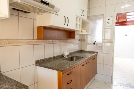 Casa de condomínio para alugar com 186m², 3 quartos e 2 vagas Casa de condomínio para alugar com 186m², 3 quartos e 2 vagasCozinha