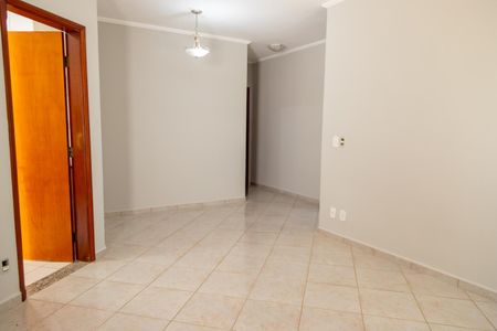 Casa de condomínio para alugar com 186m², 3 quartos e 2 vagas Casa de condomínio para alugar com 186m², 3 quartos e 2 vagasSala