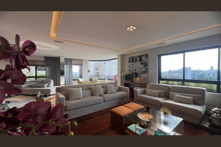 Apartamento à venda com 280m², 4 quartos e 4 vagasSala