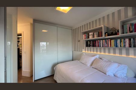 Apartamento à venda com 280m², 4 quartos e 4 vagasSuite 1