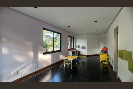 Apartamento à venda com 280m², 4 quartos e 4 vagasÁrea comum - Brinquedoteca