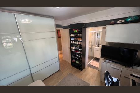 Apartamento à venda com 280m², 4 quartos e 4 vagasSuite 2