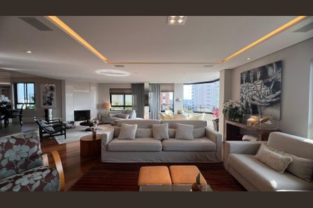 Apartamento à venda com 280m², 4 quartos e 4 vagasSala