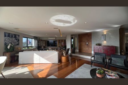 Apartamento à venda com 280m², 4 quartos e 4 vagasSala