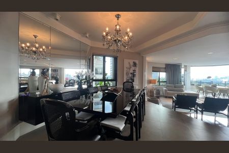 Apartamento à venda com 280m², 4 quartos e 4 vagasSala de Jantar