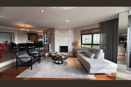 Apartamento à venda com 280m², 4 quartos e 4 vagasSala