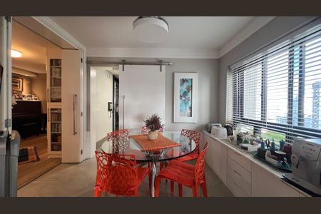 Apartamento à venda com 280m², 4 quartos e 4 vagasCopa