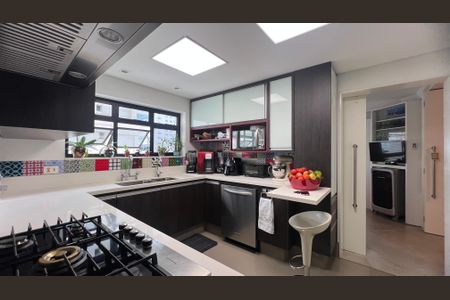 Apartamento à venda com 280m², 4 quartos e 4 vagasCozinha