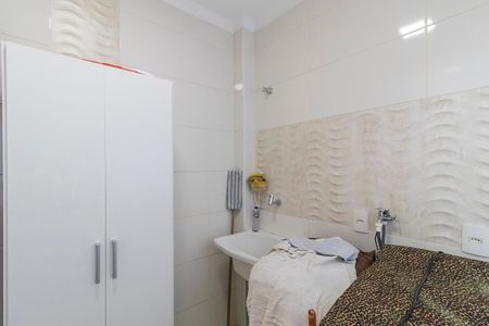 Casa de condomínio à venda com 300m², 4 quartos e 6 vagasÁrea de serviço 2