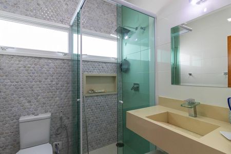 Casa de condomínio à venda com 300m², 4 quartos e 6 vagasBanheiro social 1