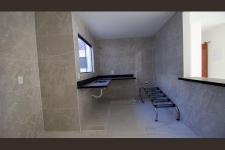 Casa à venda com 181m², 4 quartos e sem vagaCozinha e Área de Serviço