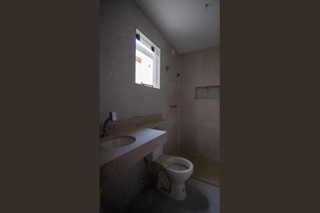 Casa à venda com 181m², 4 quartos e sem vagaBanheiro da Suíte 1