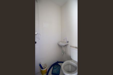 Casa à venda com 181m², 4 quartos e sem vagaBanheiro do Quintal