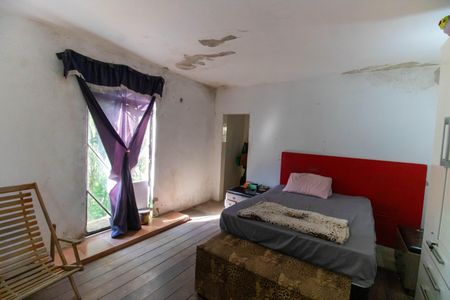 Casa à venda com 368m², 5 quartos e 6 vagas Casa à venda com 368m², 5 quartos e 6 vagasSuíte 3