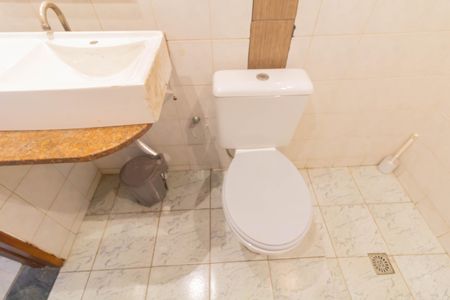 Casa à venda com 144m², 3 quartos e 2 vagas Casa à venda com 144m², 3 quartos e 2 vagasBanheiro 3