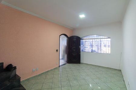 Casa à venda com 144m², 3 quartos e 2 vagas Casa à venda com 144m², 3 quartos e 2 vagasSala