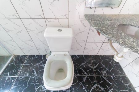 Casa à venda com 144m², 3 quartos e 2 vagas Casa à venda com 144m², 3 quartos e 2 vagasBanheiro da Suíte