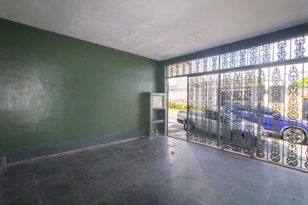 Casa à venda com 144m², 3 quartos e 2 vagas Casa à venda com 144m², 3 quartos e 2 vagasGaragem