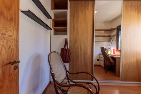 Apartamento para alugar com 73m², 2 quartos e 1 vagaQuarto