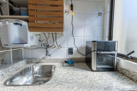 Apartamento para alugar com 73m², 2 quartos e 1 vagaÁrea de Serviço