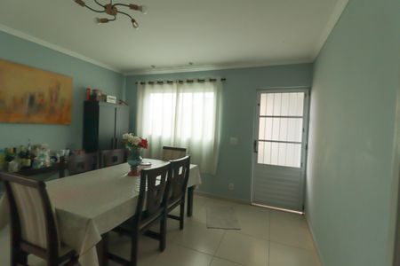 Casa à venda com 231m², 3 quartos e 2 vagas Casa à venda com 231m², 3 quartos e 2 vagasCopa