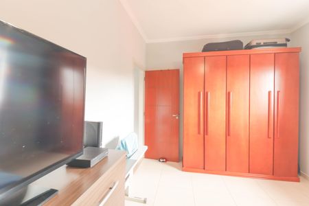 Casa à venda com 231m², 3 quartos e 2 vagas Casa à venda com 231m², 3 quartos e 2 vagasQuarto 2