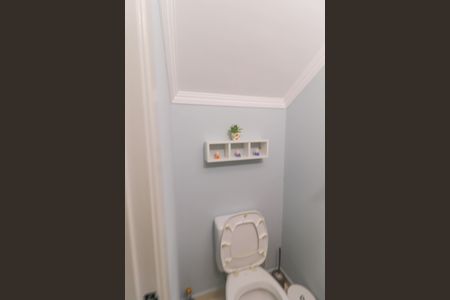 Casa à venda com 231m², 3 quartos e 2 vagas Casa à venda com 231m², 3 quartos e 2 vagasLavabo