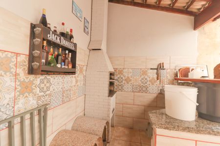 Casa à venda com 231m², 3 quartos e 2 vagas Casa à venda com 231m², 3 quartos e 2 vagasÁrea gourmet