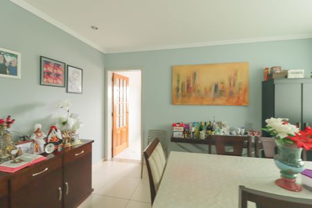 Casa à venda com 231m², 3 quartos e 2 vagas Casa à venda com 231m², 3 quartos e 2 vagasCopa