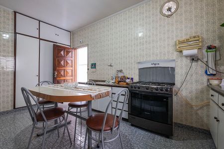 Casa à venda com 290m², 3 quartos e 3 vagasCozinha