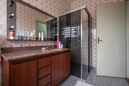 Casa à venda com 290m², 3 quartos e 3 vagasBanheiro