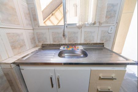 Casa à venda com 150m², 6 quartos e 2 vagas Casa à venda com 150m², 6 quartos e 2 vagasCozinha Casa 2