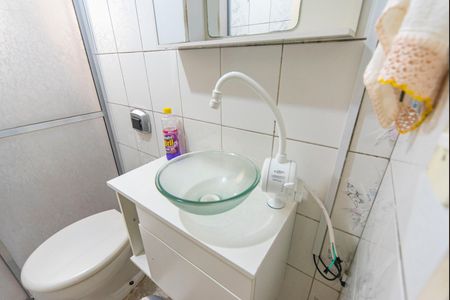 Casa à venda com 150m², 6 quartos e 2 vagas Casa à venda com 150m², 6 quartos e 2 vagasBanheiro Casa 2